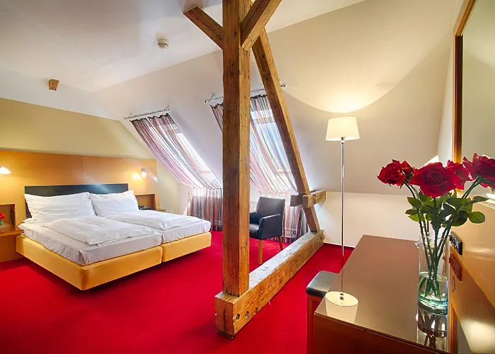 Theatrino Hotell 4*