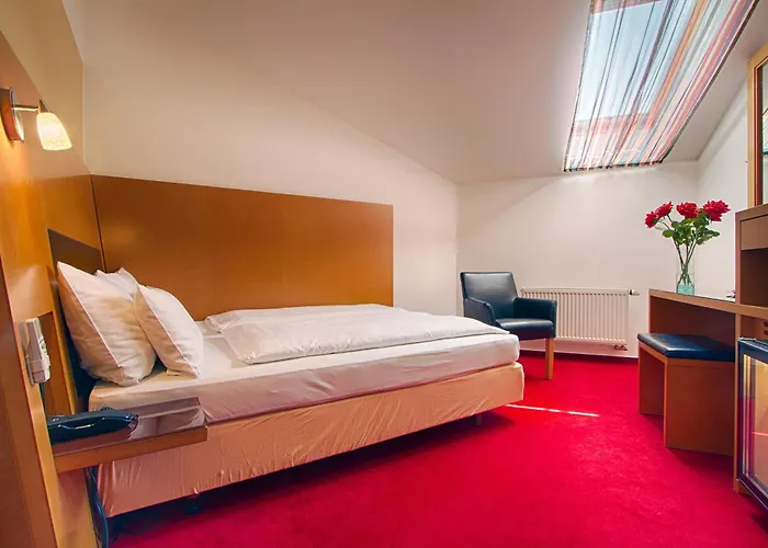 Theatrino Hotell 4*