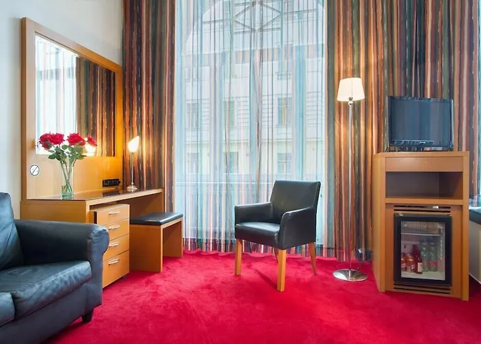 Theatrino Hotell 4*