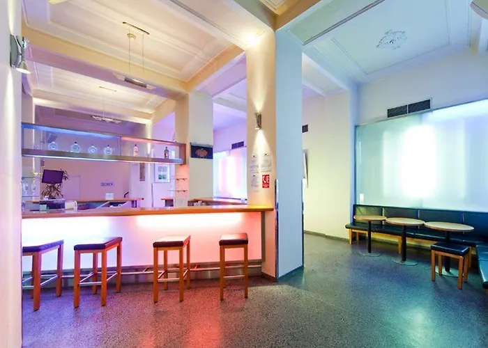 Theatrino Hotell 4*