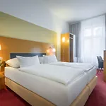 테어트리노 4* 프라하