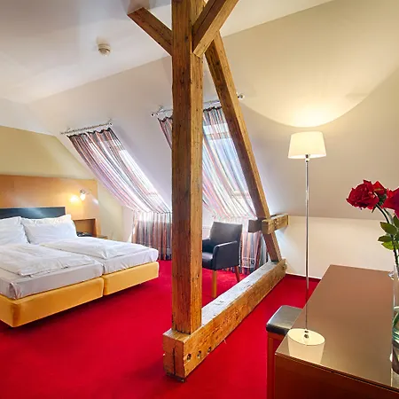Theatrino Hotel 4*