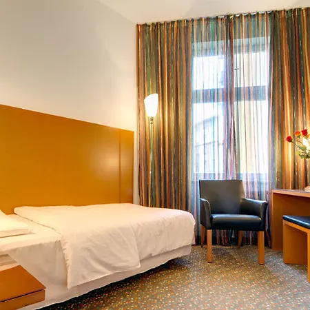 Theatrino Hotell Prag