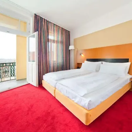 Hotell Theatrino Prag